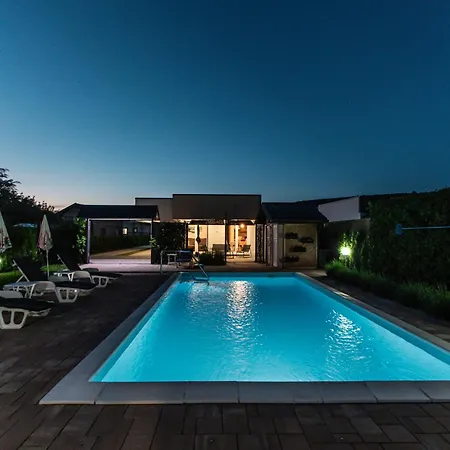 Delta アパート Bihać